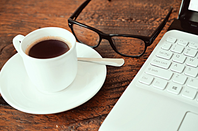 发卡网稳定的无限循环呼叫手机号软件